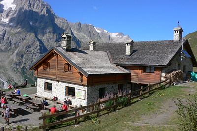 rifugio Bonatti